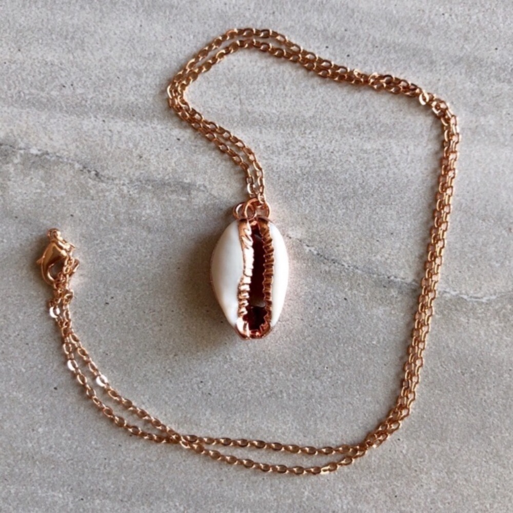 Rose Gold Cowrie Shell Necklace - Picture 4 of 9